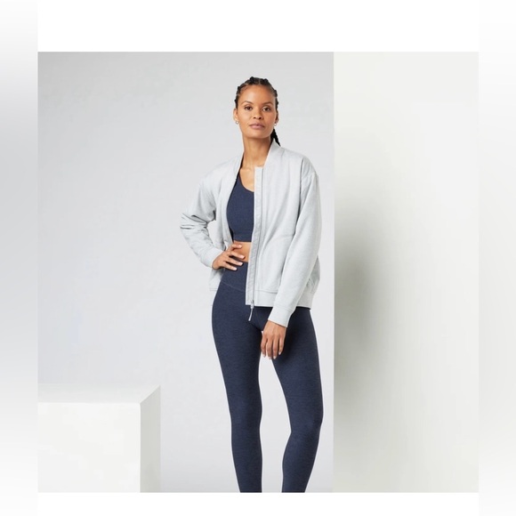 Vuori Halo Basin Bomber Jacket Heather Gray Size Small - Picture 12 of 14